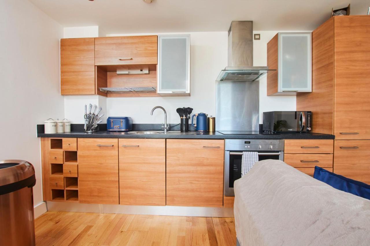 King Deluxe City Apt Large Balcony& Free Parking! Leeds  Buitenkant foto