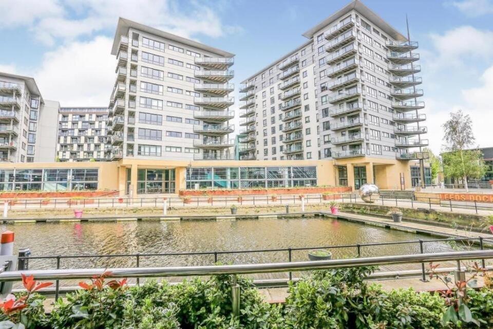 King Deluxe City Apt Large Balcony& Free Parking! Leeds  Buitenkant foto